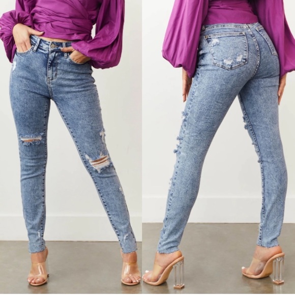 Judy Blue Light Acid Wash High Rise Lincoln Skinny Jeans Plus Size 20W - Picture 1 of 6